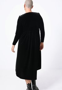 Jean Marc Philippe CACHE COEUR UNI - Jersey dress - noir