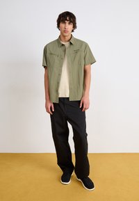 Thumbnail Image 3
