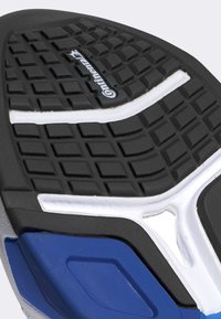 adidas Performance RAPIDMOVE ADV 2 - Chaussures fitness - ftwr whitesand stratahires blue