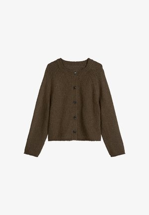 Bruine gebreide cardigan met knopen, lange mouwen en een ronde hals, plat liggend afgebeeld tegen een witte achtergrond.