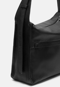 Liebeskind Berlin HOBO - Handtasche - schwarz
