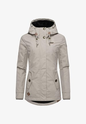 Hellbeige wasserdichte Jacke mit Kapuze, Kordelzug, zwei vorderen Taschen und einem strukturierten Innenfutter. Mit bronzefarbenen Knöpfen und Logopatch.