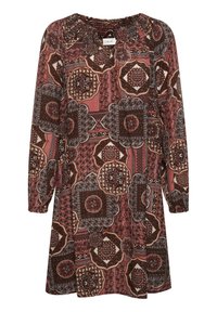 Dlouhé šaty z lehkého materiálu s vícolorou geometrickou vzorem v odstínech burgundské, hnědé a krémové; nařasený výstřih.