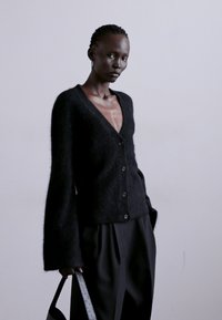 Filippa K FLUFFY CARDIGAN - Kardigán - ink black