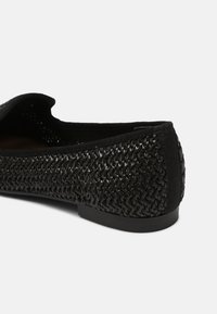 Tamaris Slipper - black