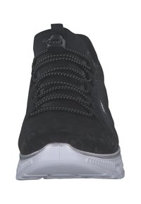 Schwarzer Sportschuh mit strukturiertem TextiloberMaterial, elastischen Schnürsenkeln und silbernen Akzenten an der Sohle, mit runder Zehenform und leichtem Design.