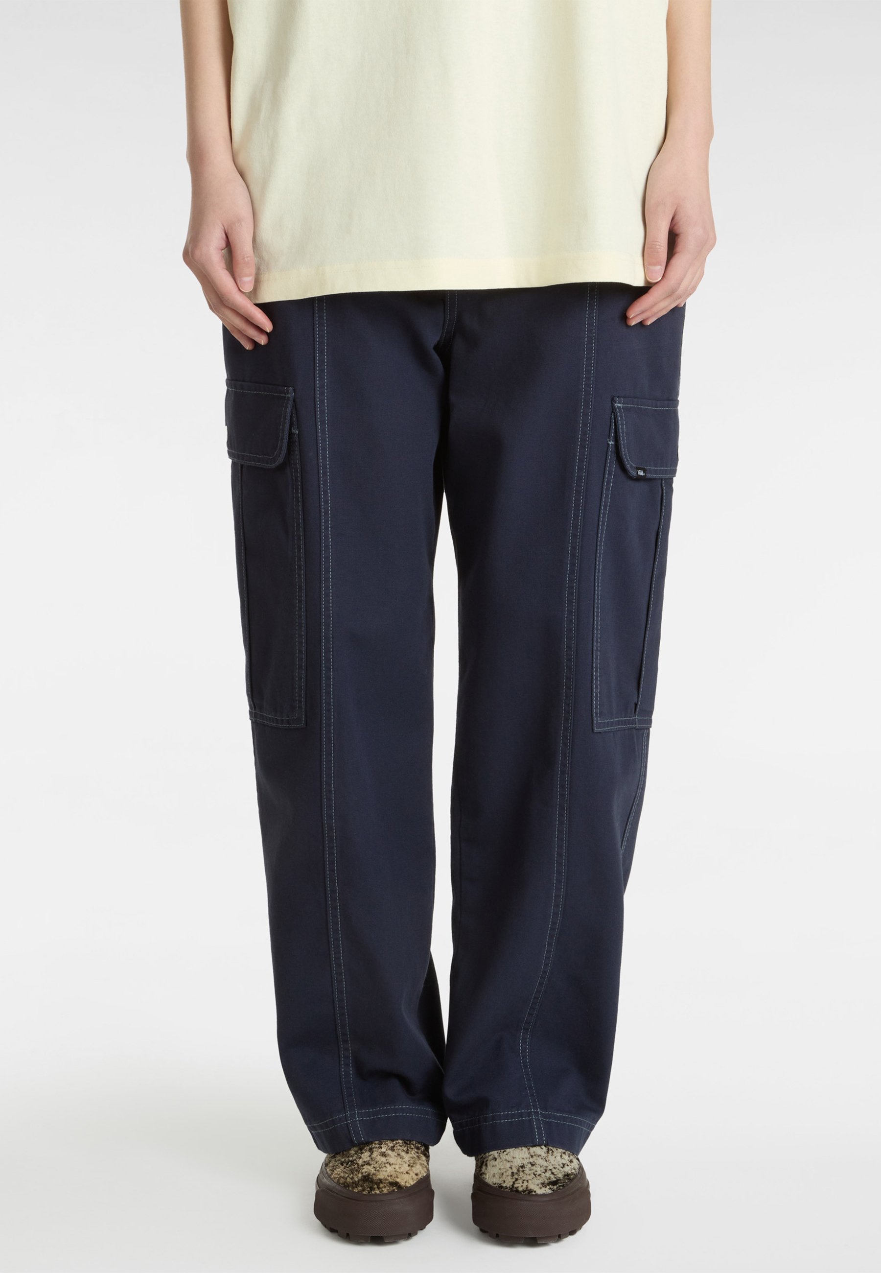 Vans 6OZ CANVAS SIDEWALK - Cargo trousers - parisian night/black 