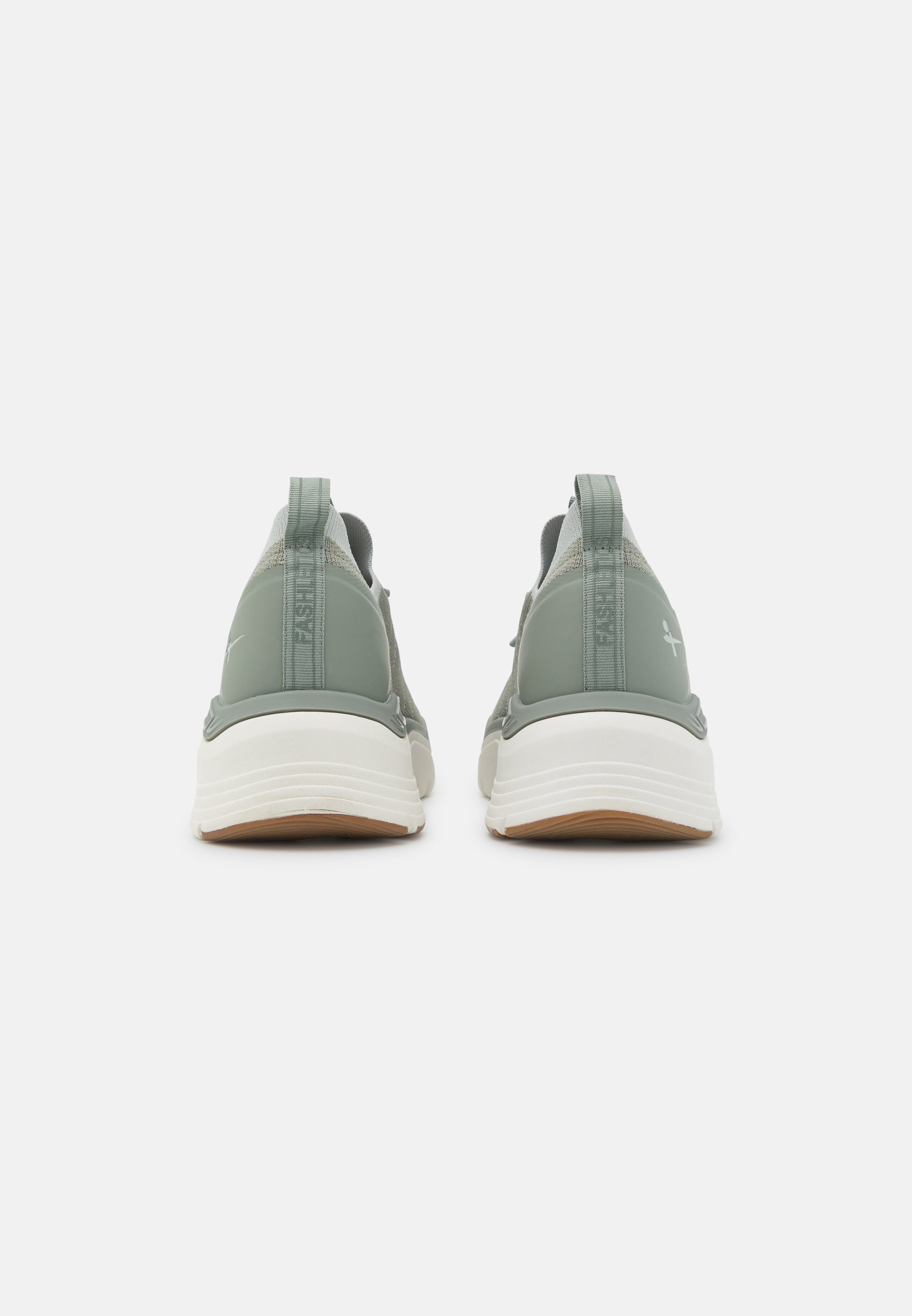 puma trainer white light olive