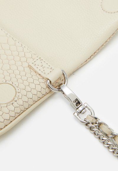 Zadig & Voltaire ROCK NANO SOFT SAVAGE - Geantă crossbody - flash