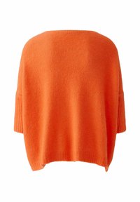 Übergröße orangefarbener Pullover, gestrickt, mit einer weichen Textur. Er hat weite Ärmel und einen runden Halsausschnitt und zeigt eine einheitliche, lebendige Farbe.