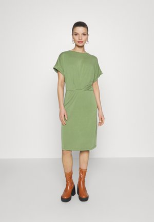 Object Petite OBJANNIE NEW DRESS - Φόρεμα από ζέρσεϊ - vineyard green