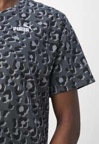 Puma ANIMAL RELAXED TEE - Triko s potiskem - black