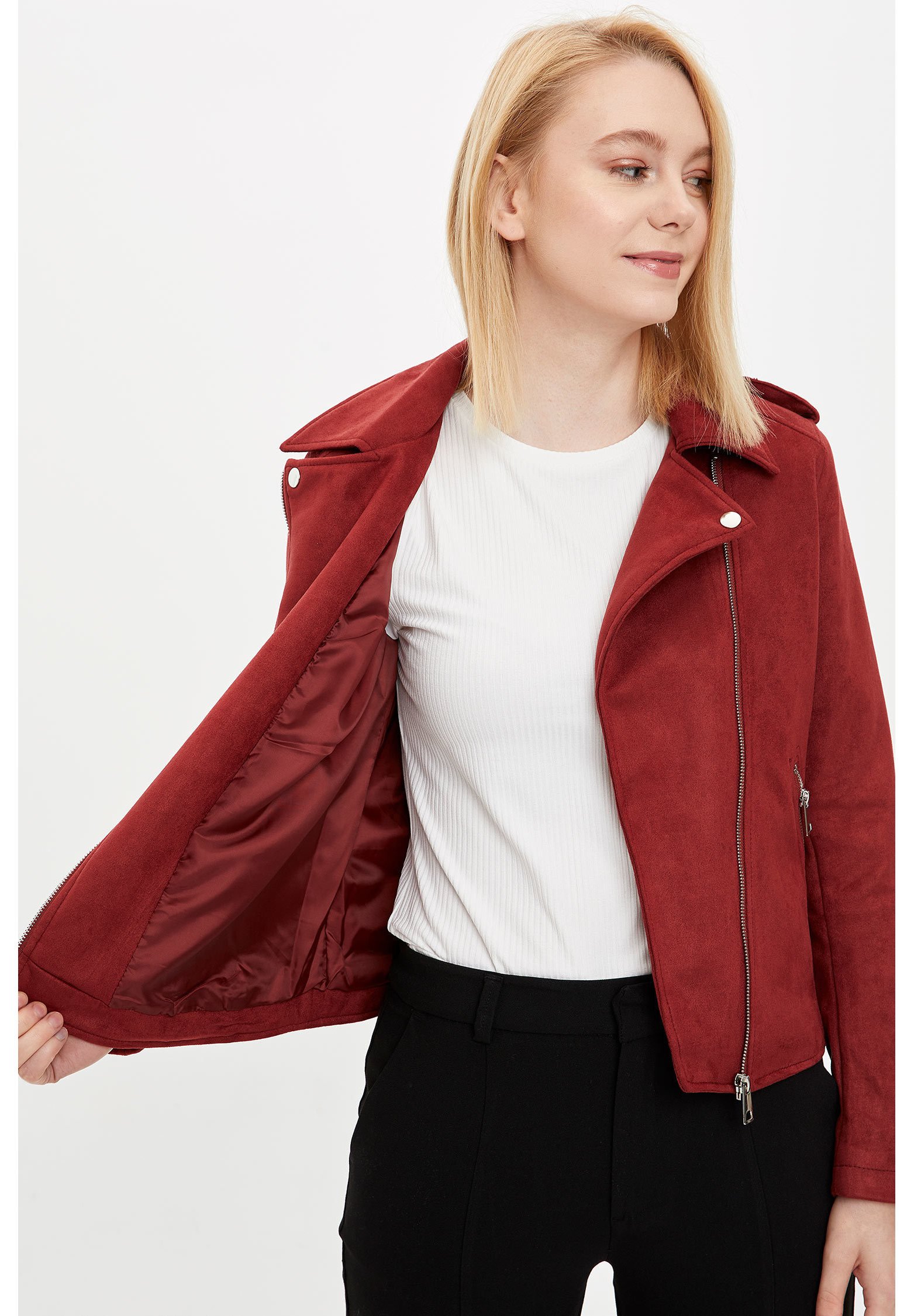 the light jacket defacto