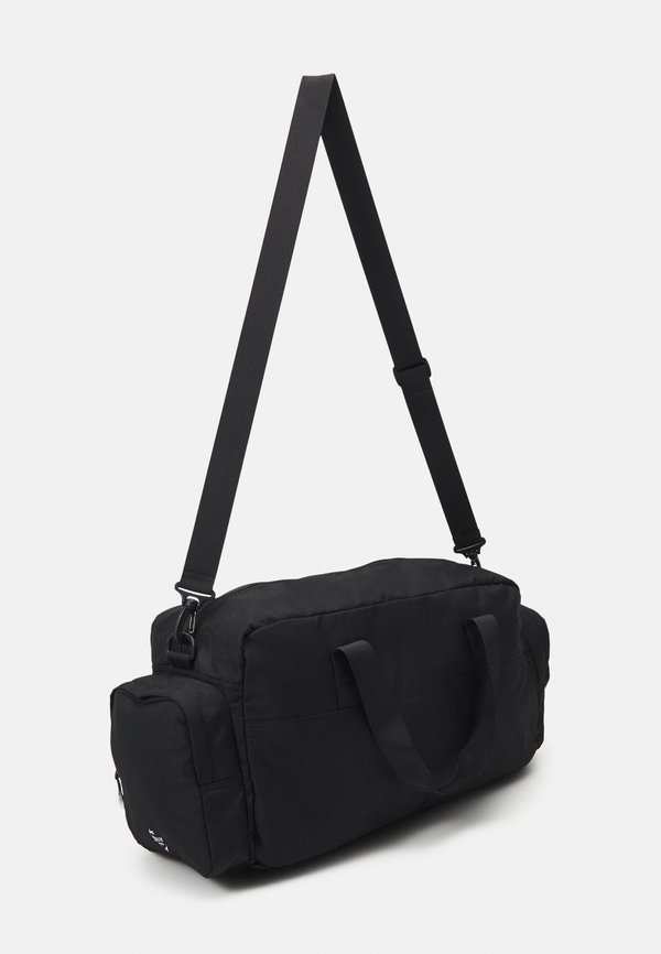 TRAIN CORE GYM BAG UNISEX - Holdall4