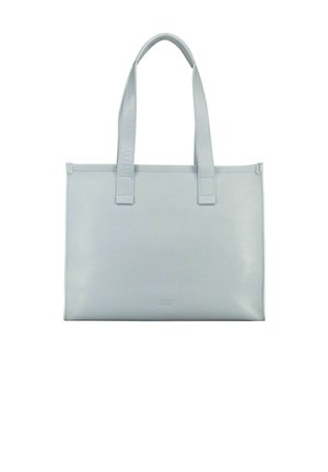 Bolso tote de cuero azul claro con dos asas para el hombro y logo sutil en relieve en el centro frontal.