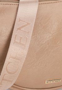 WITTCHEN YOUNG COLLECTION - Taška s příčným popruhem - beige