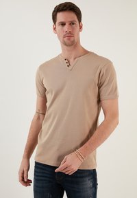 Buratti V-NECK  - Pamata T-krekls - dark beige