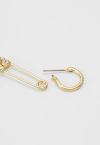 Swarovski so cool earrings Clearance