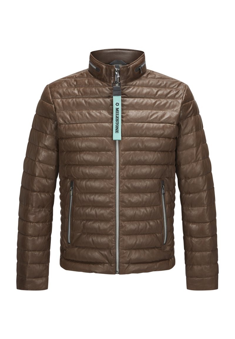 Braune Leder-Pufferjacke mit horizontaler Steppung, Stehkragen und zwei vorderen Reißverschlusstaschen. Verfügt über einen Frontreißverschluss und ein Etikett.