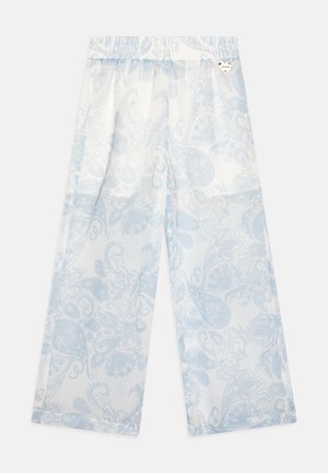 Leichte, hellblaue Hosen mit einem floralen Paisleymuster, elastischem Bund und weitem Bein, die einen subtilen Glanz aufweisen.