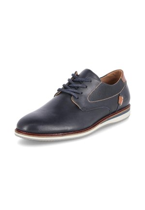 Chaussure habillée en cuir bleu marine pour homme à lacets, bout perforé, accents camel et semelle blanche avec bordure marron, inclinée vers la gauche sur fond blanc.