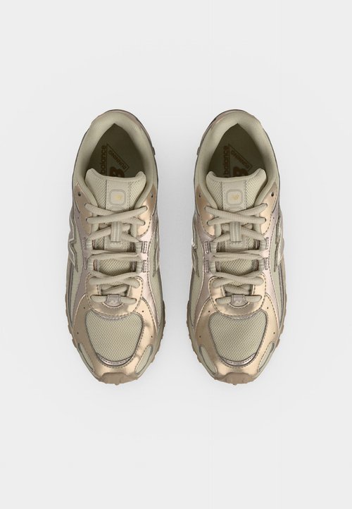 New Balance U204L UNISEX - Trainers - timberwolf/light gold-coloured metallic — photo 5