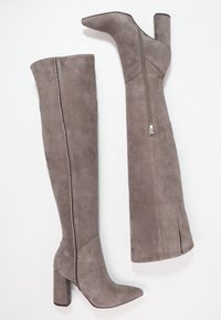 MAI PIÙ SENZA Botas de tacón - grey
