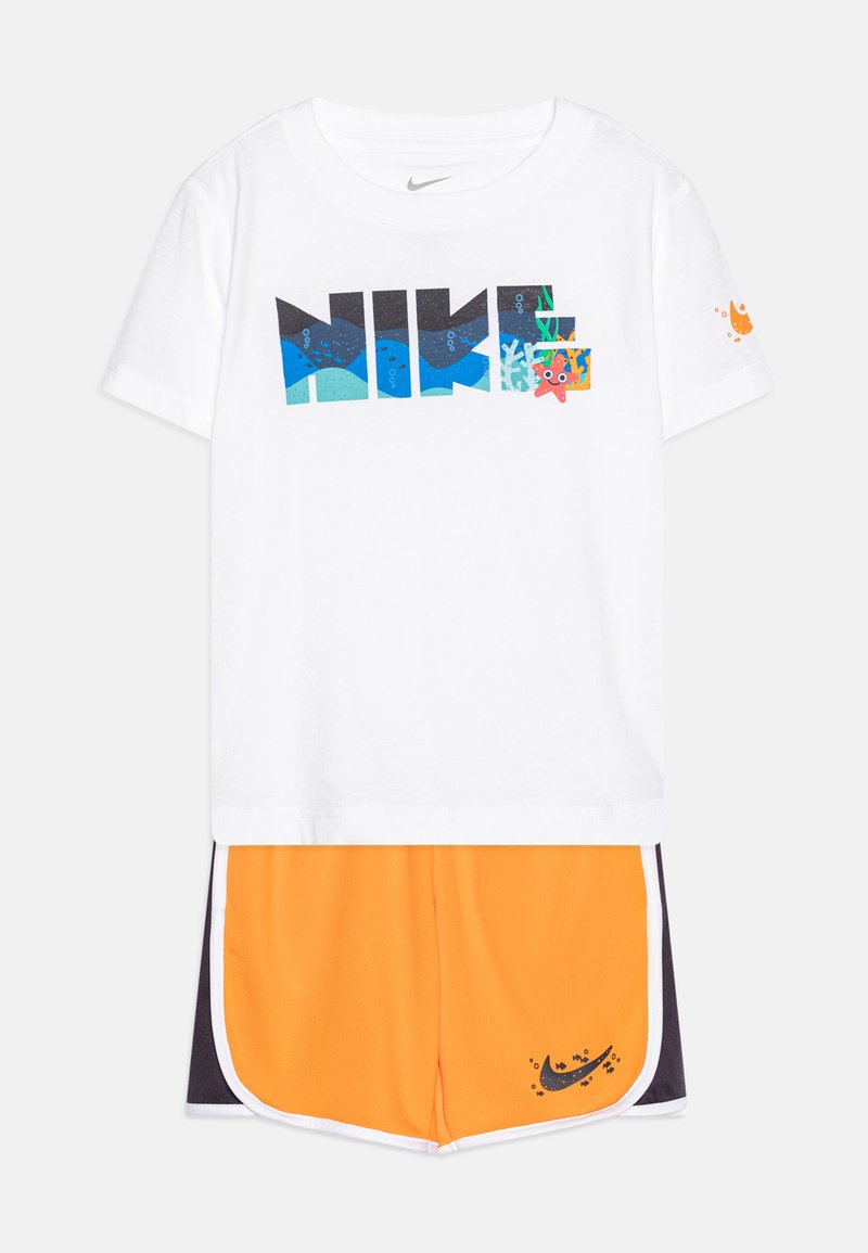 Nike Sportswear CORAL REEF SET Shorts vivid orange/naranja Zalando.es