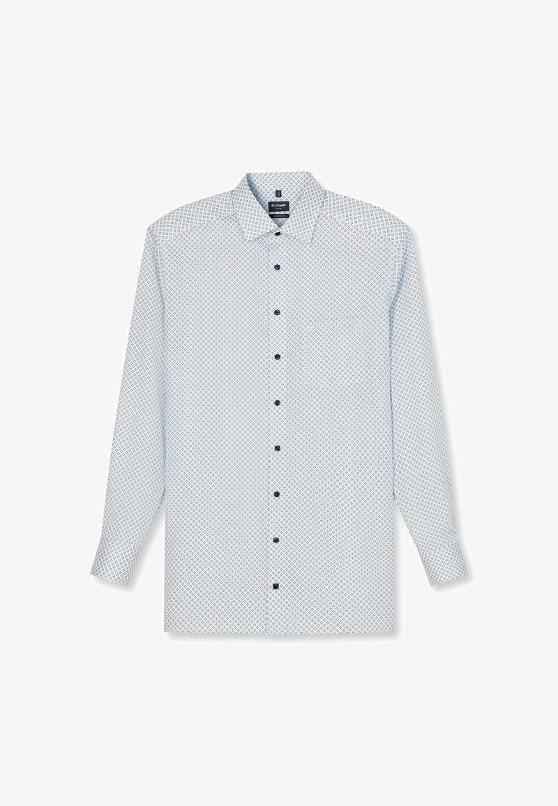 Weißes Langarmhemd mit geometrischem blauen Muster. Es hat einen klassischen Kragen und blaue Knöpfe an der Vorderseite. Weicher Stoff.