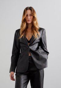 DESIGNERS REMIX MAYA - Veste en similicuir - black