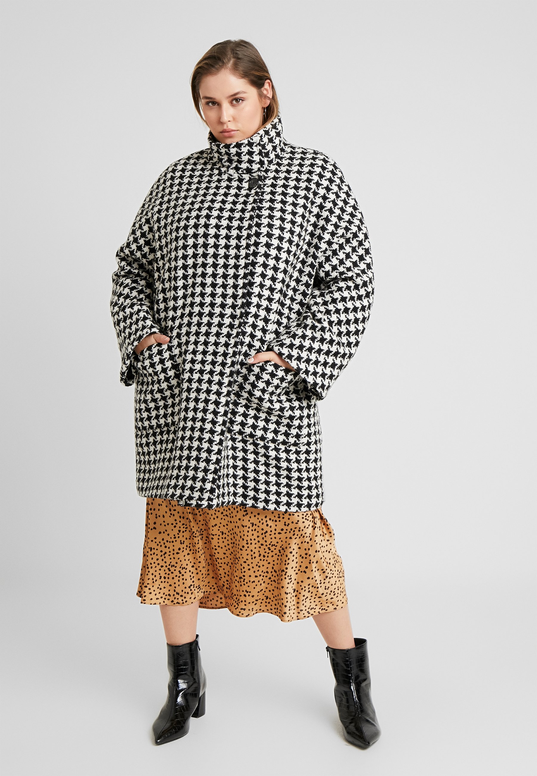 Salg | Kåper | Nye tilbud hos Zalando Ciso CHECKED COAT Kåpe frakk off whitegreenyellow