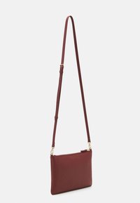 Coccinelle BEST CROSSBODY - Borsa a tracolla - bordeaux
