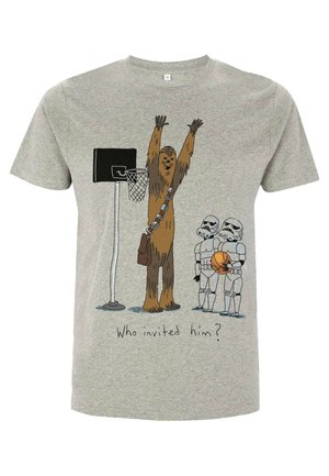 STAR WARS CLASSIC CHEWIE BASKETBALL - T-shirt z nadrukiem