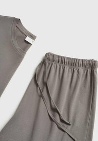 Mango Komplet pidžame - grey