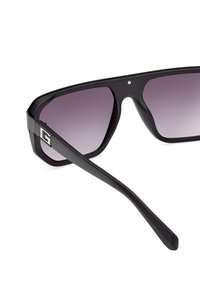 Guess - Okulary przeciwsłoneczne