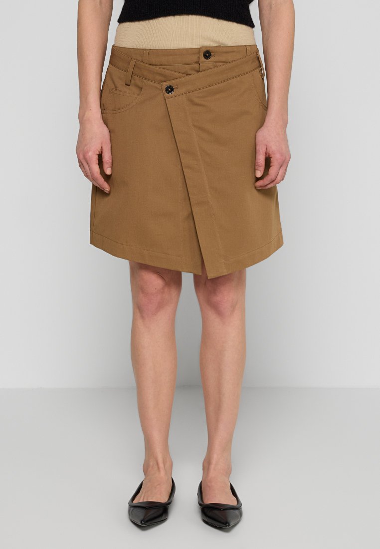 closed Wikkelrok bruin closed Wikkelrok bruin