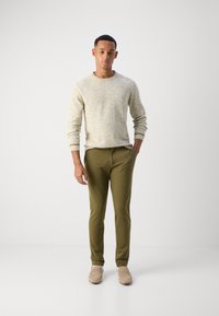 Thumbnail Image 6