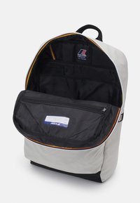 K-Way LAON UNISEX - Hátizsák - beige lt