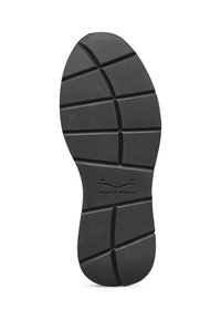 Suola di scarpa in gomma nera con una superficie testurizzata, caratterizzata da un motivo di scanalature e creste per la trazione. Contrassegnata con il logo "Voile Blanche".