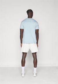 adidas Sportswear Sportovní kraťasy - off-white