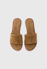 Marc O'Polo BABETTE - Papucsszandálok - dark dusty brown