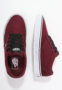 Vans ATWOOD - Scarpe skate - oxblood/white