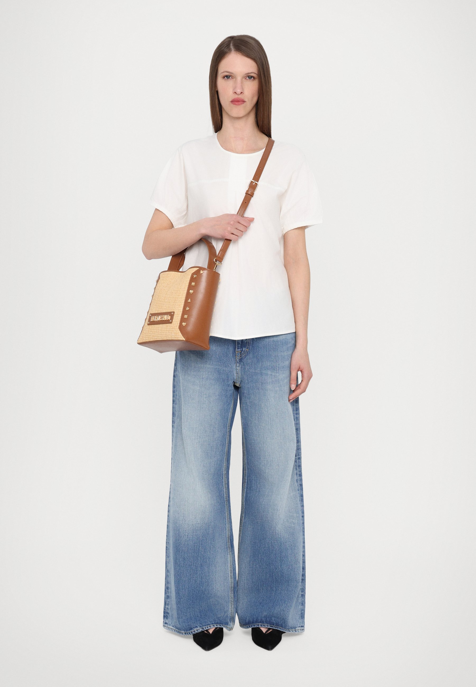 Love Moschino TIMELESS - Handbag - natural/camel/camel 