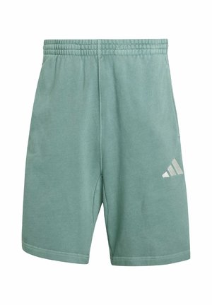 Grønne bomuldsshorts med elastisk talje, med syede sømme og et hvidt tre-stribes logo på venstre lår.