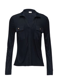 Navyblauwe blouse met lange mouwen en V-hals, twee borstzakken, gouden accenten en zachte stof. Heeft een relaxte fit en een gladde textuur.