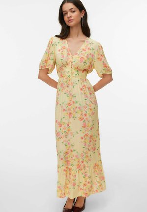 Vero Moda KLEID VMVILMA LANGES KLEID - Robe longue - golden haze