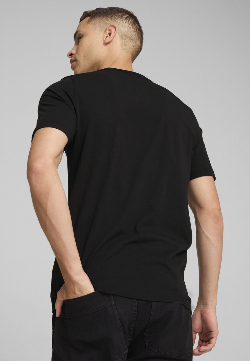 Puma SCUDERIA FERRARI RACE COLOUR SHIELD - Potiskana majica - black