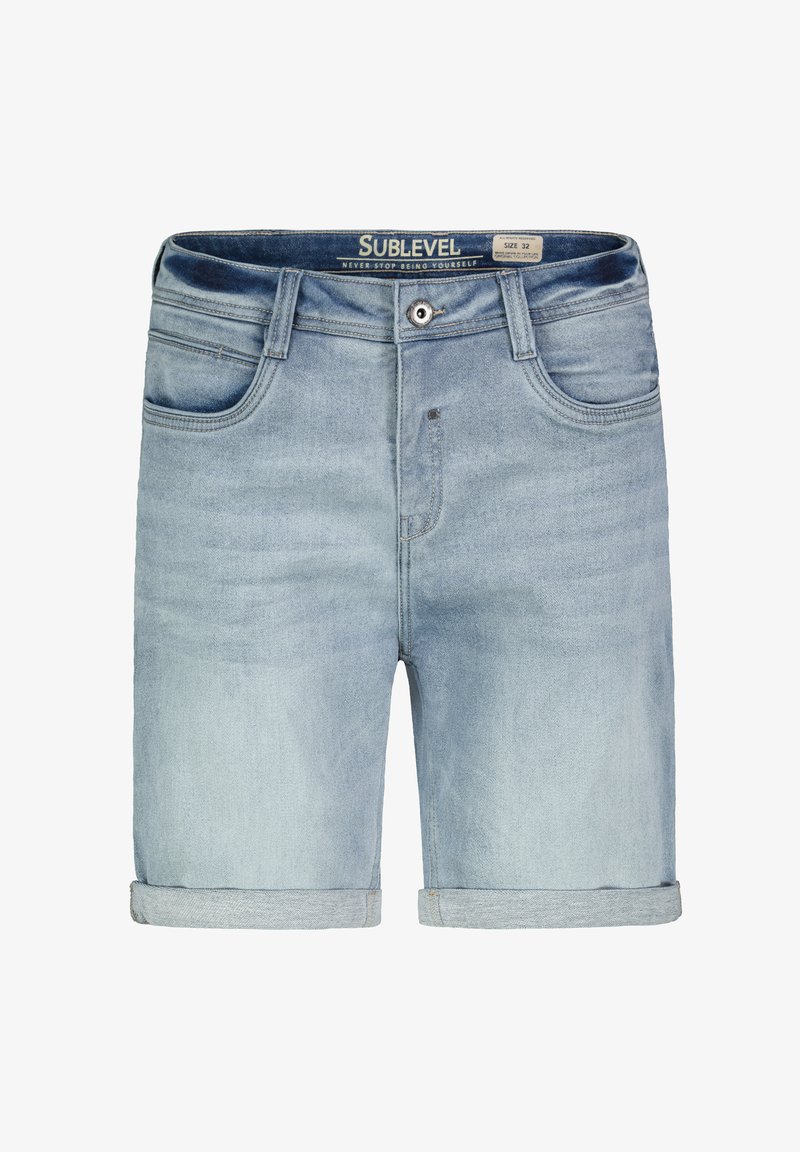Hellblaue Jeansshorts mit umgeschlagenem Saum, ausgestattet mit fünf Taschen, einem Metallknopfverschluss und einem etikettierten Taillenbund. Größe 32.