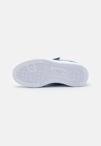 Puma CAVEN 2.0 UNISEX - Baskets basses - white/hyperlink blue/galactic gray