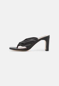 SUSANNA - Mules de salto - black